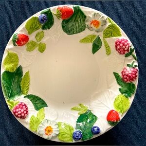 Set of 4 hand painted berry bowls made in Italy